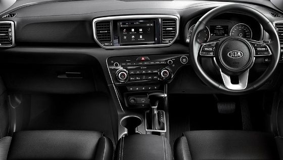 Kia Sportage (2018) Interior 001