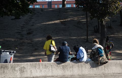 Que proposent les candidats à la mairie sur  la « colline du crack » ?