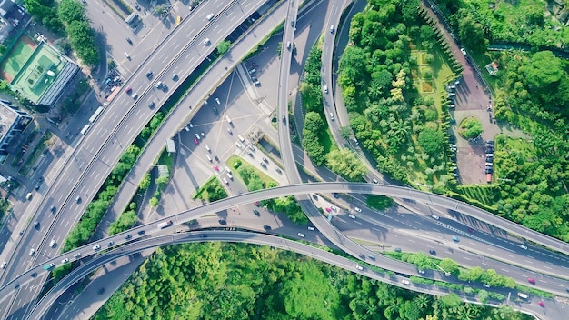 Foto vista de alto ângulo de carros na rua