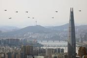 Iconic Lotte Tower offered as collateral to ease liquidity concerns at chemical unit 