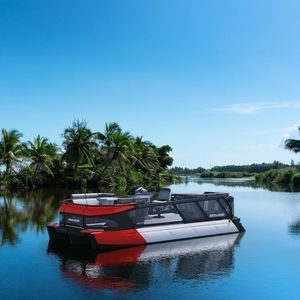 outboard pontoon boat