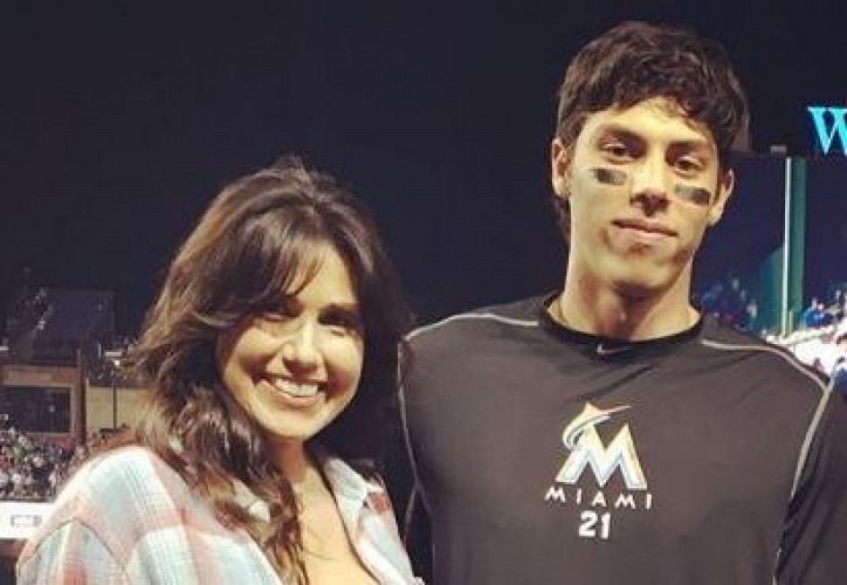 Christian Yelich：「媽媽我愛妳，妳才是我的MVP！」