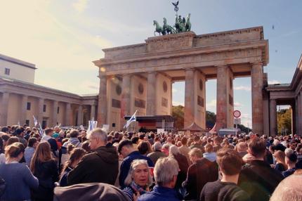 Demonstrationen in Berlin: "Terror bleibt Terror"