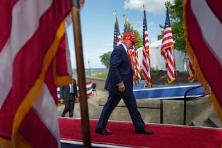 Supreme Court: Donald Trump verlässt am 18. Juni 2024 eine Kundgebung im Festival Park in Racine in Wisconsin.