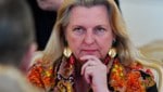 Ex-Außenministerin und Lobbyistin Karin Kneissl (Bild: AFP )