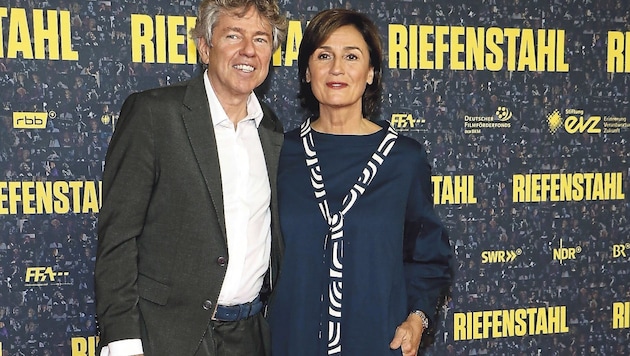 Sandra Maischberger und Andres Veiel bei der Berlin-Premiere von „Riefenstahl“. (Bild: Babirad Picture/babiradpicture - abp)