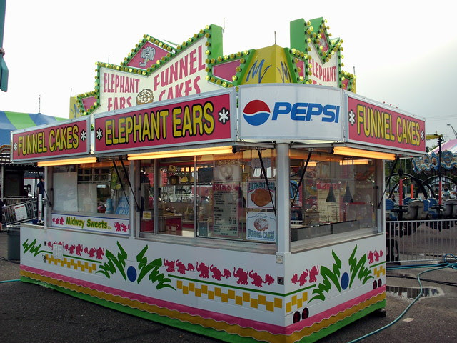 Elephant Ears/Funnel Cakes Trailer. | Flickr - Photo Sharing!