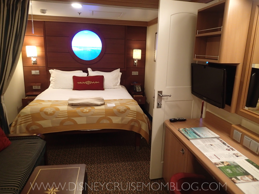 Disney Dream Room 2515 • Disney Cruise Mom Blog