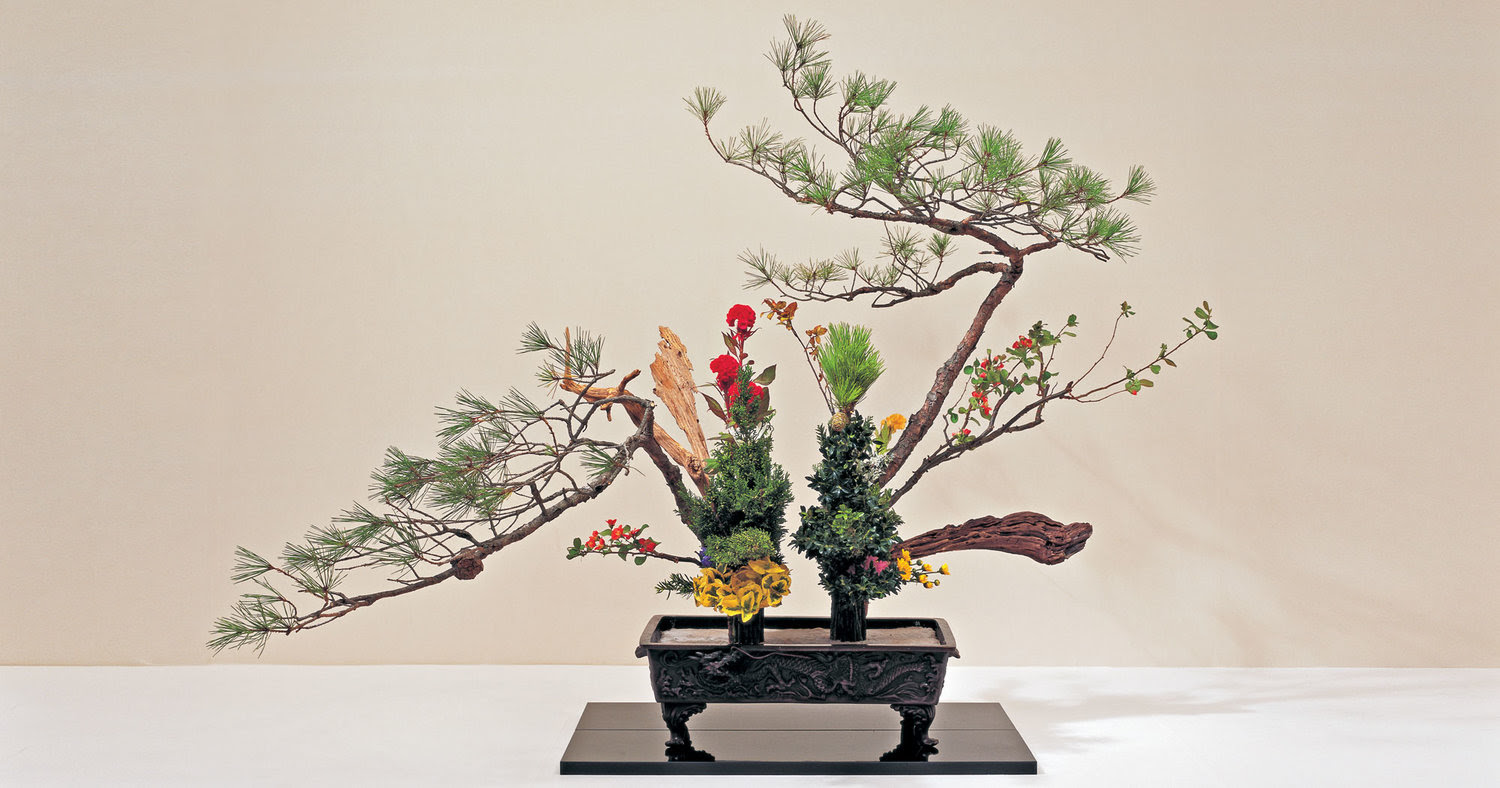 Ikebana All You Need To Know About Japanese Flower Art A set of 4 chinese floral designs with butterflies and a peacock.