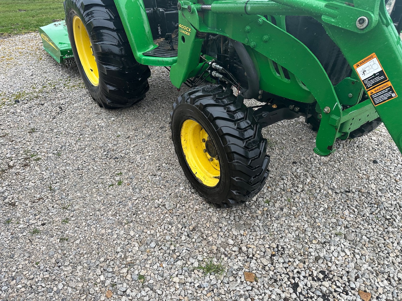 John Deere 4720 - Martin Tractor Inc