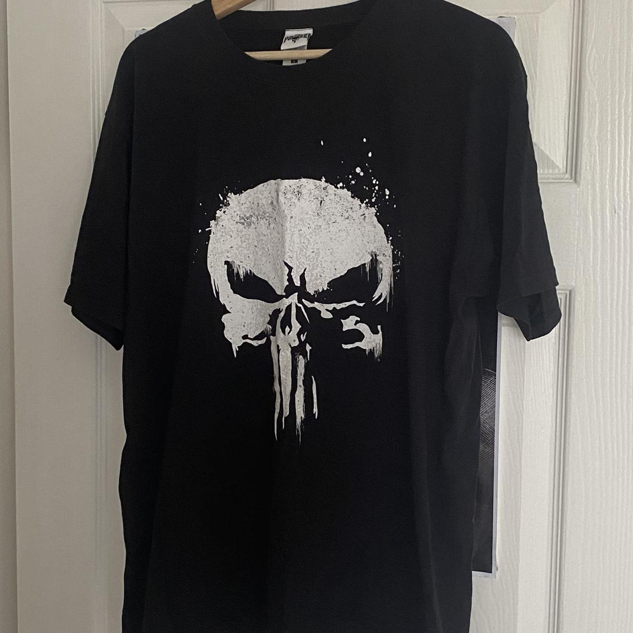 https:// Mens Marvel’s “The Punisher” T-Shirt ☠️ ☠️ Size... - Depop