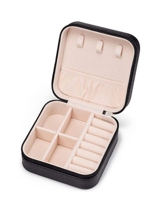 Vomna Mini Jewelry Travel Case on white background