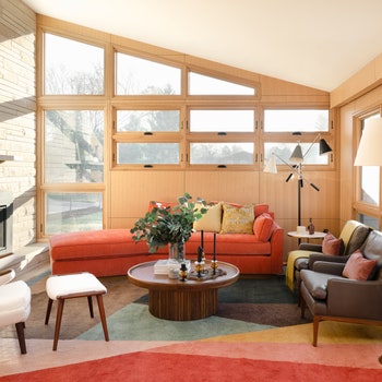 17 Midcentury-Modern Living Rooms That Prove Why the Style is Timeless