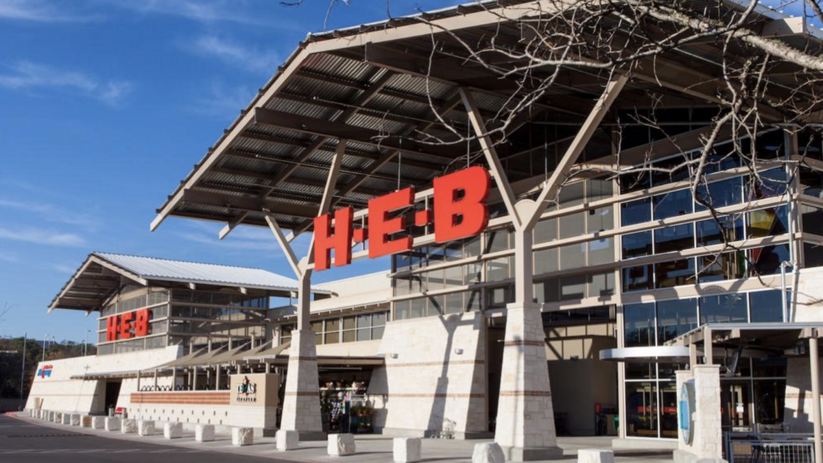 H-E-B grocery store opens along Grand Parkway near Tomball - Houston ...