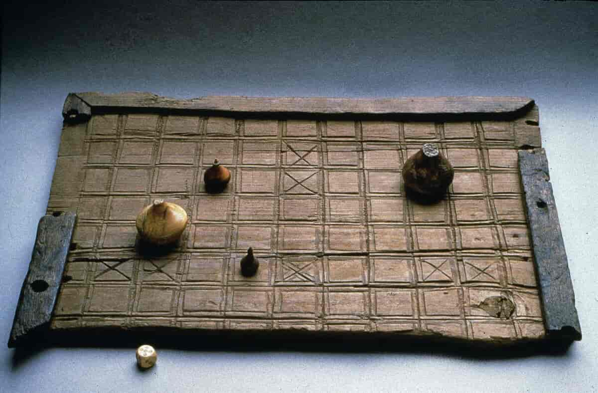 Hnefatafl