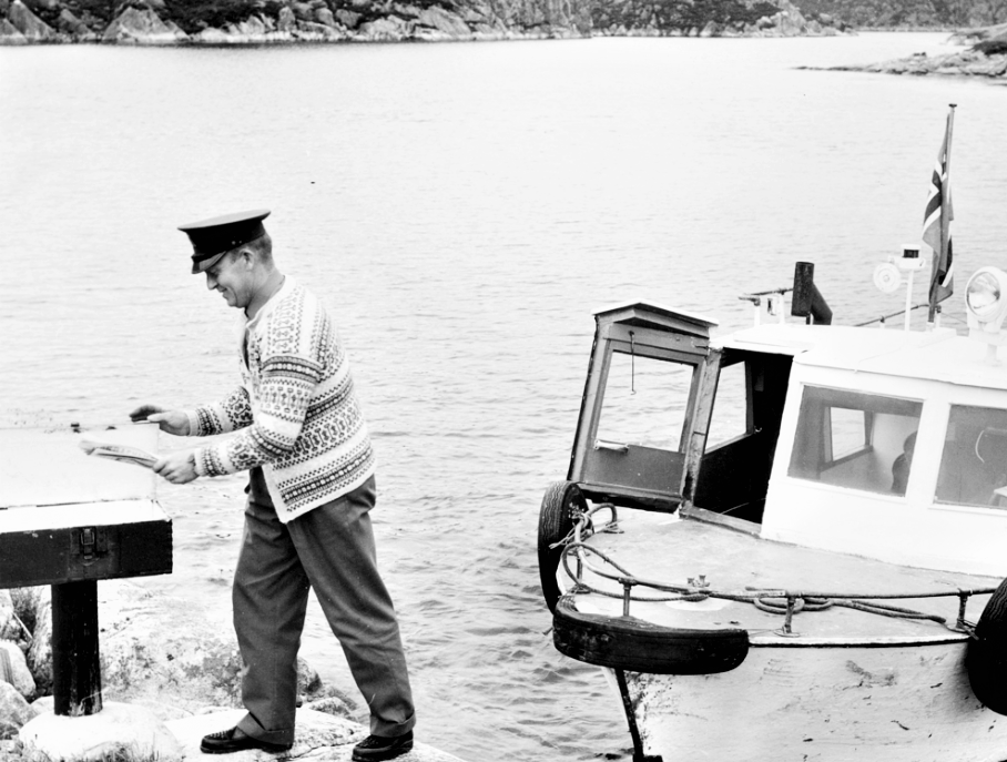 Landpostbud Oskar Krunenes Øklandsvågen