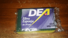 a package of dea fibra esponja sits on a table