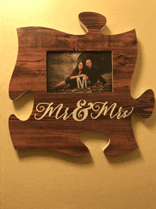 a picture frame that says mr and mrs