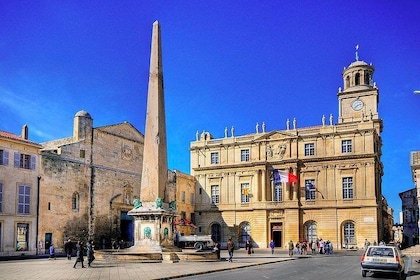 Arles, Les Baux de Provence & Saint Rémy de Provence Tour