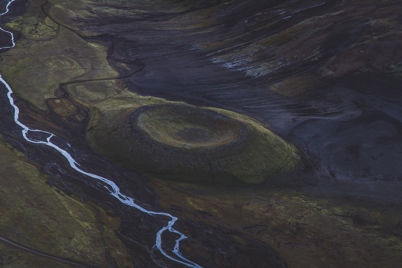 Aerial plane airplane iceland Highlands volcano glacier mountains river clouds