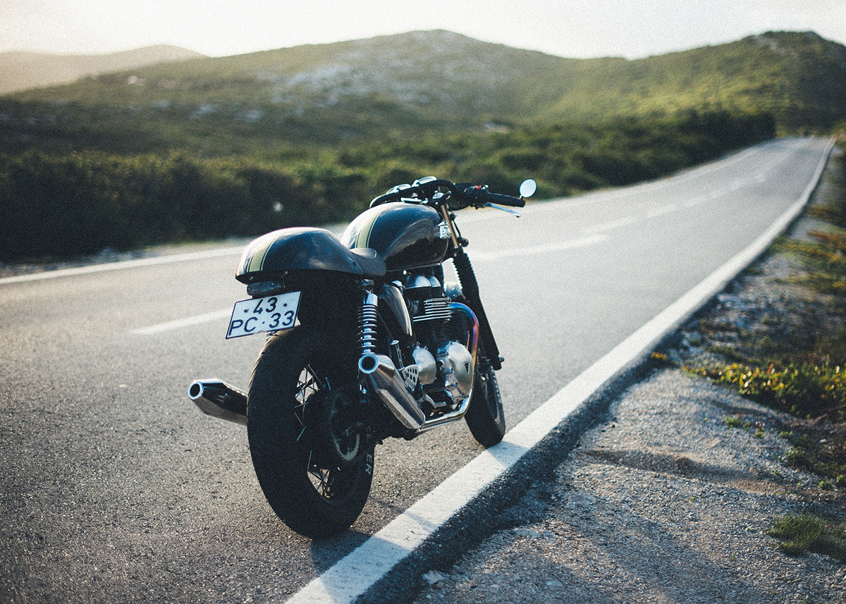 Arrábida motorcycle caferacer triumph Thruxton Nikon D600 Sony A6300 Documentary 