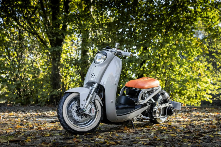 Honda Ruckus Metruck build by Auto Finesse