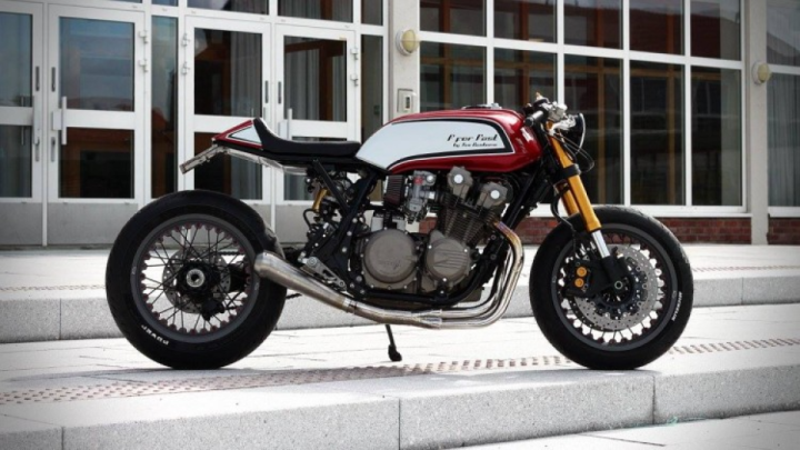 Honda CB1100 Cafe Racer by Tux Customs