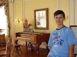 The interior of Casa Loma (Pictures of Ilya Churakov (c 2007))