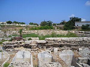 Archivo:TyreAlMinaTheatre