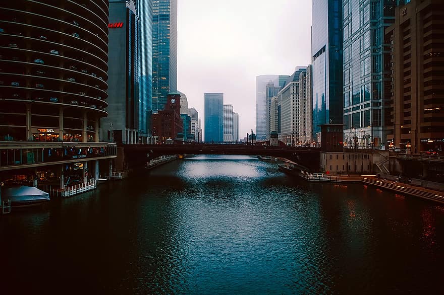 Chicago, Illinois, ville, villes, Urbain, l'horizon, paysage urbain, centre ville, immeubles, architecture, rivière