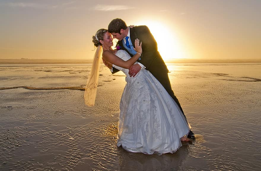 boda en la playa, novia, novio, Oceano, mar, romántico, romance, arena, Pareja, hombre, mujer