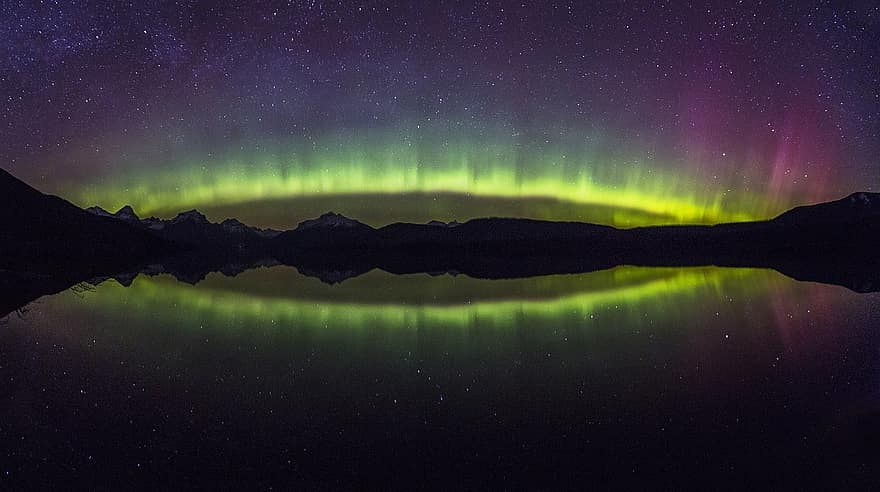 Aurora boreal, noche, auroras boreales, astronomía, atmósfera, fenómeno, oscuro, ionosfera, magnético, espacio, celestial