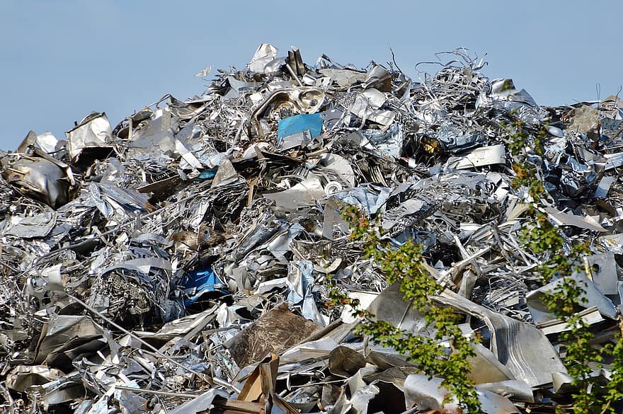 šrot, skládka, recyklace, kov, železný šrot, žehlička, likvidace, opětovné použití, sběrné místo, sběr železného odpadu, šrotu