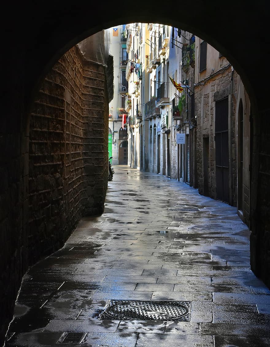 Gol, callejón, paso, mojado, atmosférico, atmósfera, brillar, centro Historico, arquitectura, ciudad, entrada