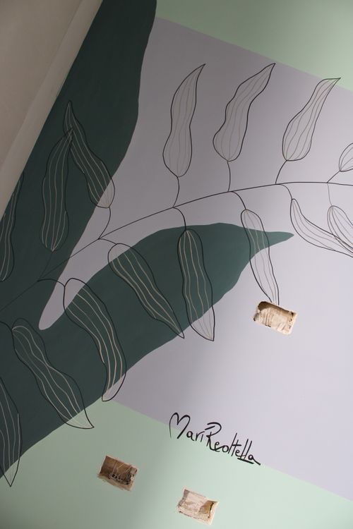 Master bedroom bespoke mural  by Mari Revoltella in London