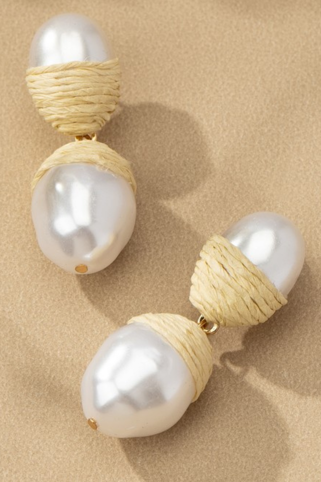 PEARL DROP RAFFIA EARRING