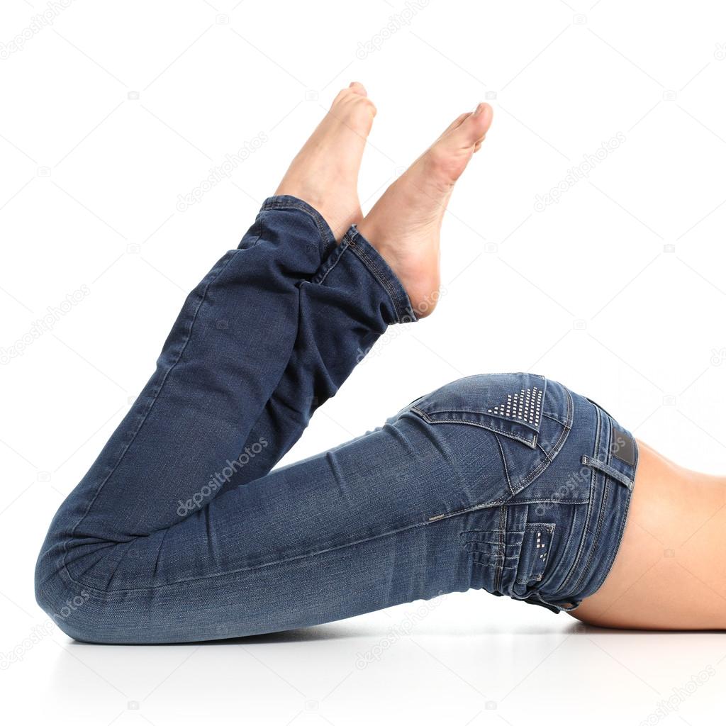 Close up of a beautiful woman legs with jeans and barefoot Stock Photo ...