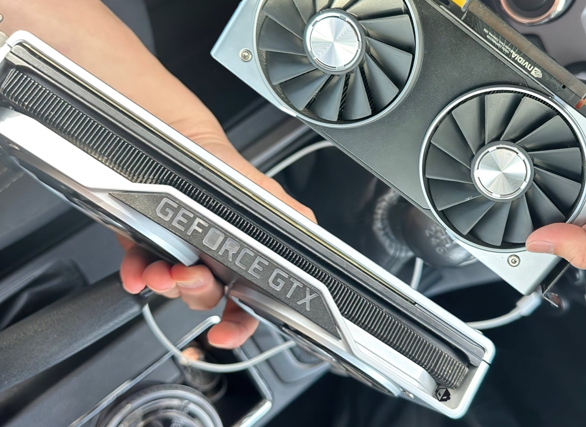 NVIDIA-GeForce-GTX-2070-Engineering-Sample-GPU-_-Main.jpg