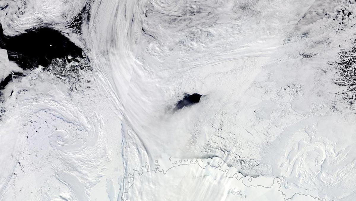 Satellite-Image-Maud-Rise-Polynya-in-Antarctica.jpg