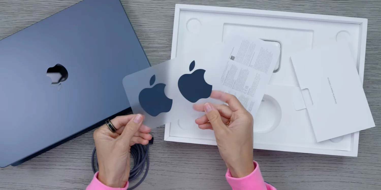 m2-macbook-air-matching-apple-stickers-9to5mac.webp