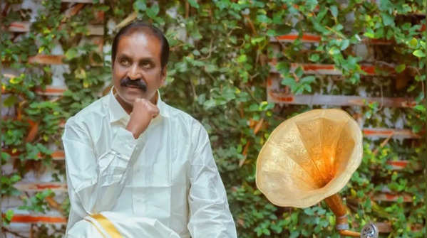 Vairamuthu's ONV award