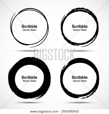 Hand Drawn Circle Brush Sketch Set. Grunge Doodle Scribble Round Circles For Message Note Mark Desig