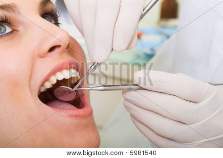 Operação dental