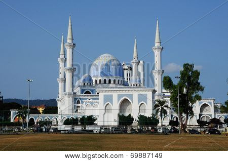 Sultan Ahmad Shah 1 Mosque in Kuantan