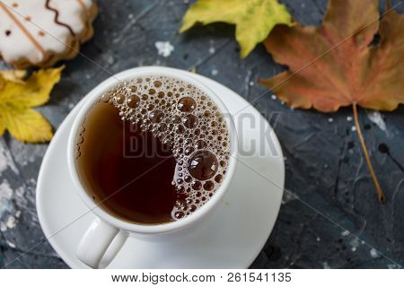 Tea. Green Tea. Herbal Tea. Mint Leaf. Tea With Apple Flavor. Tea In A Glass Cup With Apple Blossoms