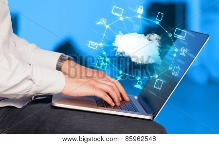 Hand working with a Cloud Computing diagram, new technology concept