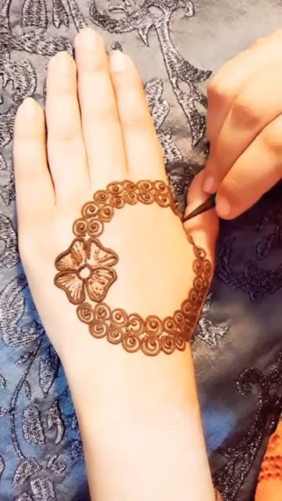 250 Simple Mehndi Designs 22 म ह द ड ज इन For Girls Ladies