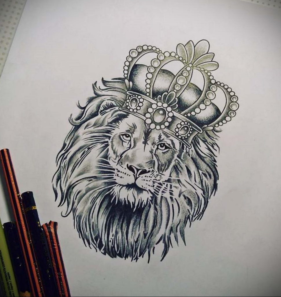 Lion With Crown Tattoo Drawing - pic-insider