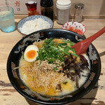 豚骨ラーメン 銀水 - 台湾風ピリ辛セットA