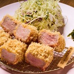 PRETTY PORK FACTORY & KATSUプリポー - メイン写真: